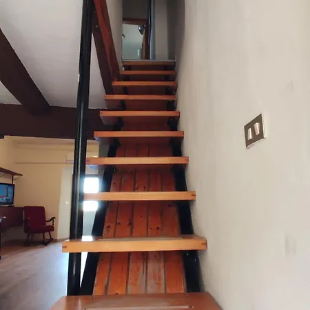 Gnazzano Holiday home Loiano
